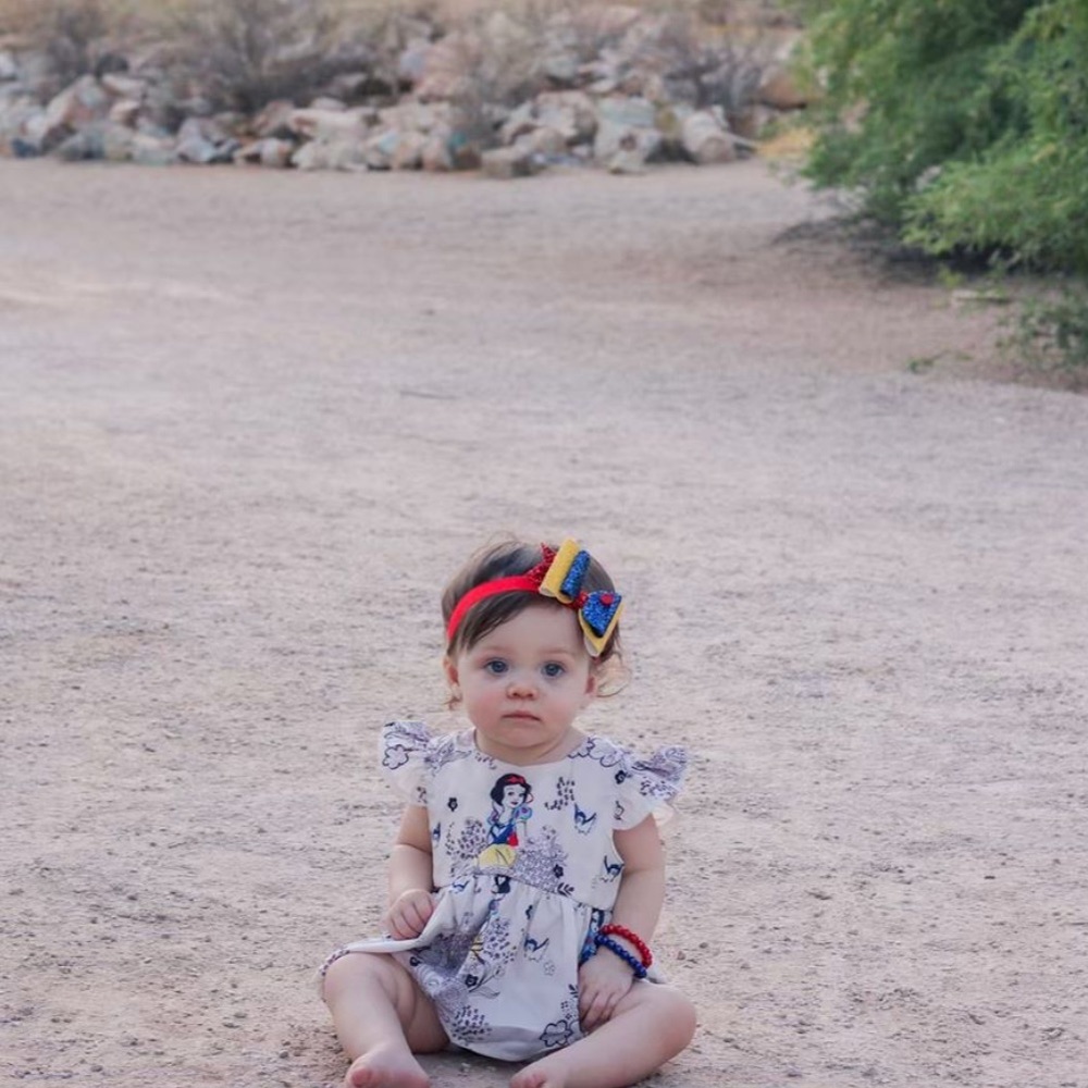 🍎 SOLD ❤️Snow White Baby girl outfit - Picture 8 of 8